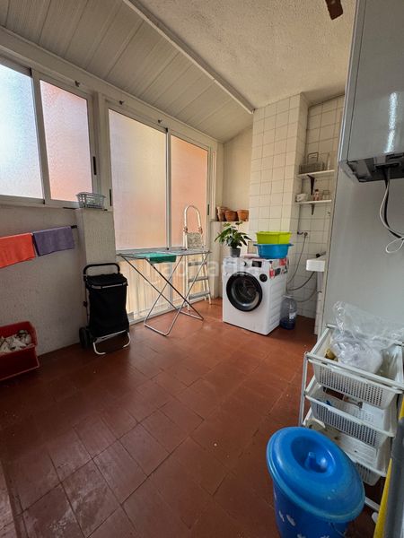 Foto 85af771e-0f7f-45e8-93a3-79d7a91eee87. Piso en passeig de l'estació 36 pis molt ben situat ideal per famílies en Valls
