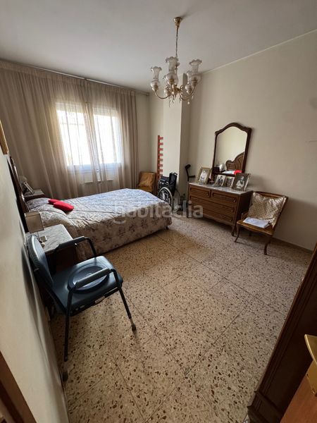Foto 9edc8662-b759-48a9-87fa-0bc70e886d5c. Piso en passeig de l'estació 36 pis molt ben situat ideal per famílies en Valls