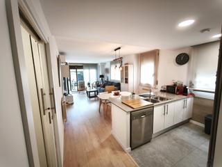 Pis a Mas Masó - Hospital. Pis amb gran terrassa de 30,10m2 a la zona de mas masó de salt /