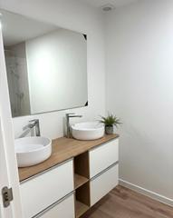 Pis  Carrer besalú. Pis en venda totalment reformat a llançà – l’alt empordà / compl