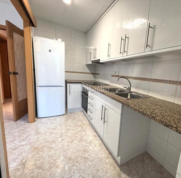 Foto 277e426e-0eb0-4560-887d-19ccf7bde0a0. Flat with heating pool in Palau Girona