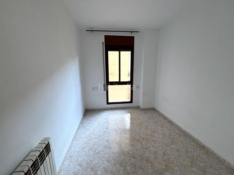 Foto 93ead58b-f369-41c7-bcbf-44e4341a352f. Flat with heating pool in Palau Girona