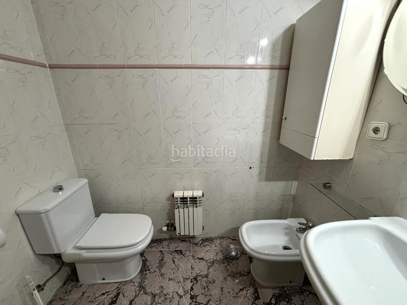 Foto cd0ffbd4-a400-4ad2-9011-25fa10a6052a. Flat with heating pool in Palau Girona