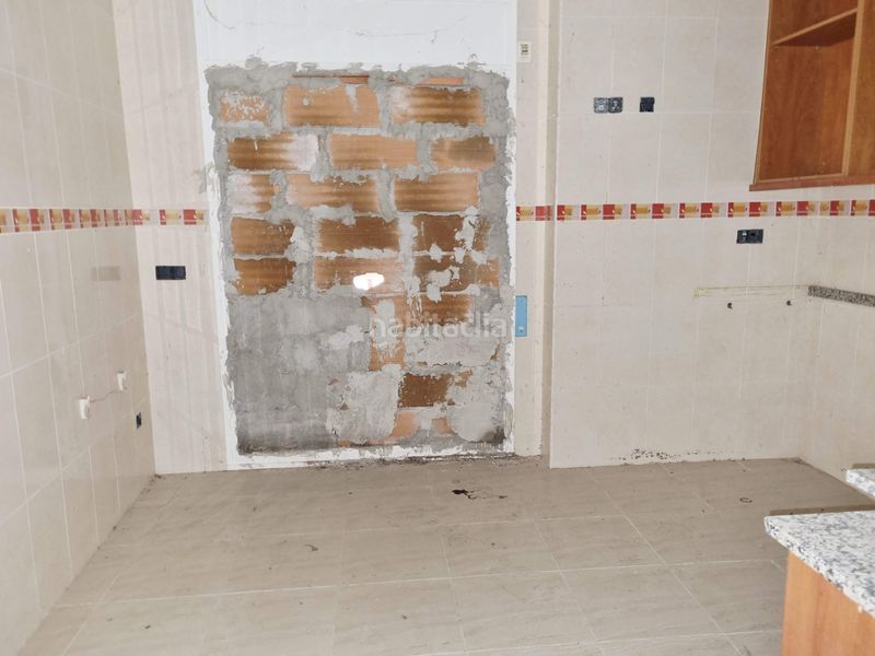 Foto 37700384-7a23-4f3d-b2f0-b2ea59d63a56. Casa amb aparcament a Aiguaviva Parc Vidreres
