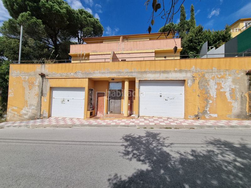 Foto 9a4fba7c-9760-4eb7-8d03-d0d9fe104bb3. Casa amb aparcament a Aiguaviva Parc Vidreres