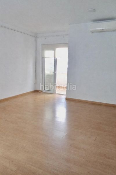 Foto 5f7f8016-3fb0-4310-a876-a568d46597c8. Pis amb calefacció a La Vila Llançà