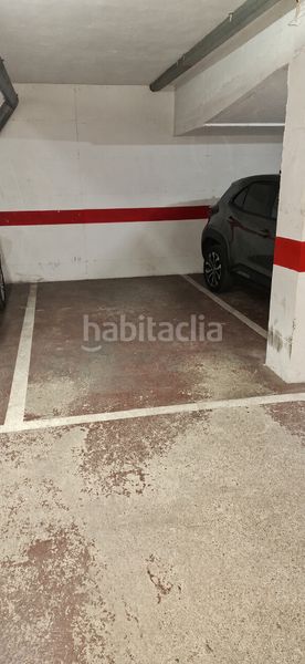 Foto 2b5f5830-9ab4-46d7-b2a2-e3e5ddcb2dc3. Planta baixa amb calefacció aparcament a Montilivi Girona