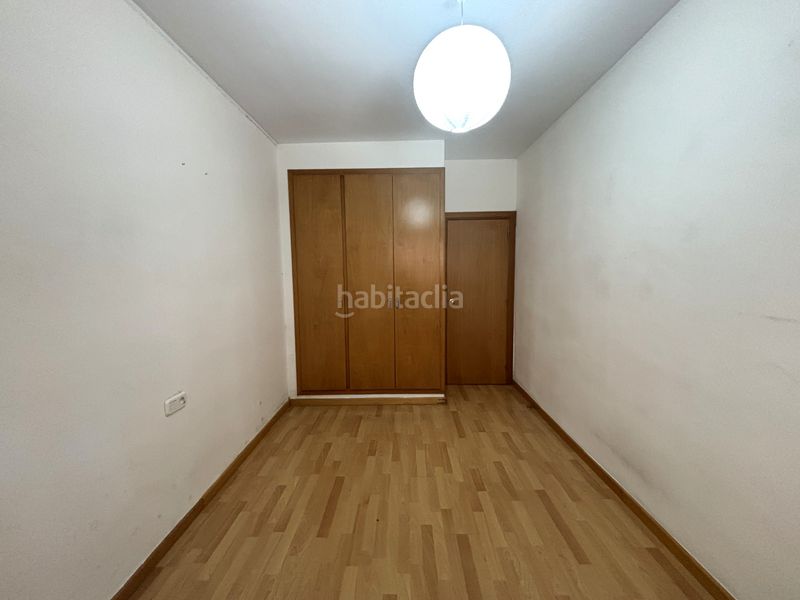Foto 40f4c3b5-6b86-465b-9efd-a6e4913feef8. Planta baixa amb calefacció aparcament a Montilivi Girona