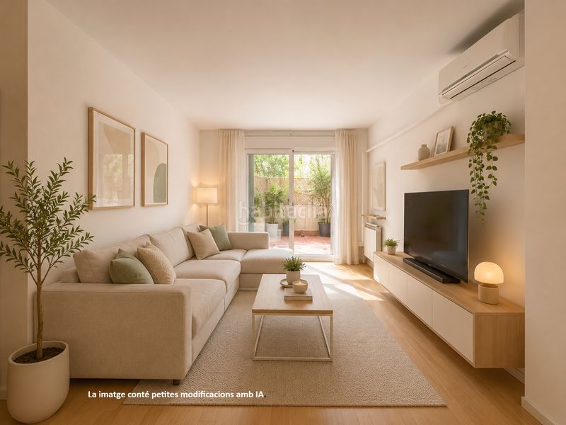 Foto fa757cf1-5a4a-42c1-9ce0-5adfee0a361e. Planta baixa amb calefacció aparcament a Montilivi Girona