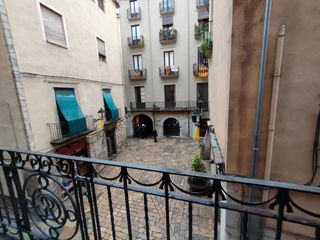 Miete Studiowohnung  Carrer minali. Estudi-loft per 1 persona al barri vell