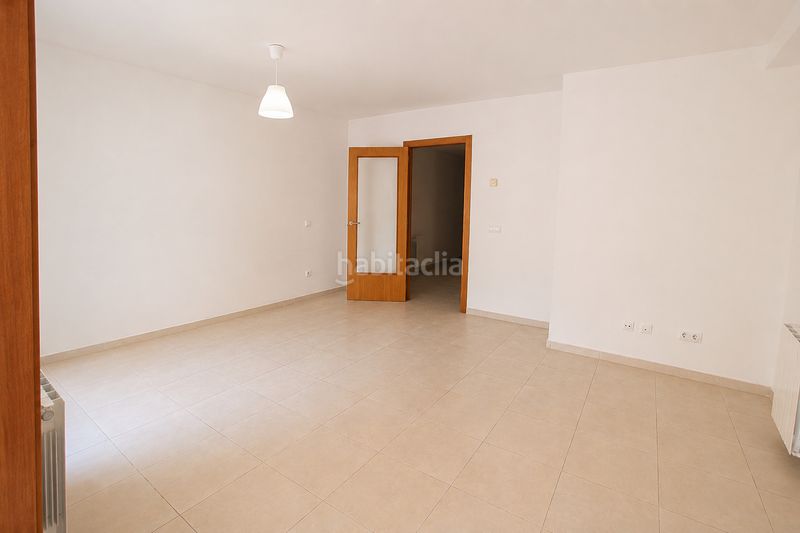 Foto f19b28af-6104-40ec-9941-f1d031fe2300. Pis amb calefacció a Sant Julià de Ramis