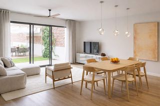 Maison jumelée  Carrer de la indústria. Casa d'obra nova a anglès – disseny, confort i eficiència energè