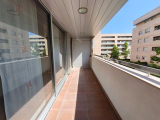Appartamento  Carrer del pla de salt. Pis ampli i lluminós amb piscina i jardí comunitari al pla de sa