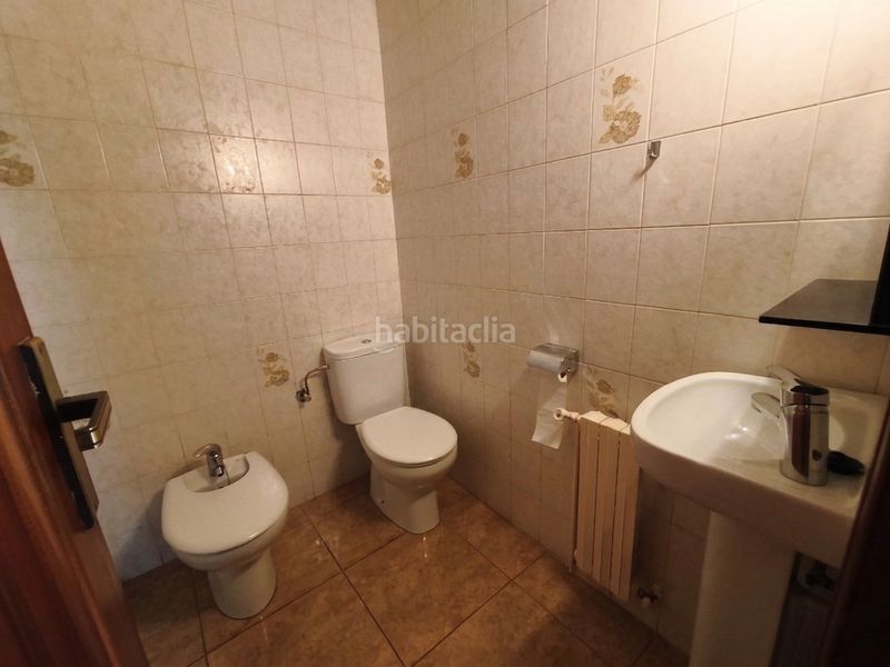 Foto e96db799-efe6-46fd-b6a0-baf8c9c4a78b. Casa amb xemeneia calefacció aparcament a Llagostera