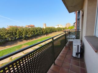 Appartamento  Carrer del carme. Pis de 2 habitacions amb vistes al riu onyar cèntric a girona /