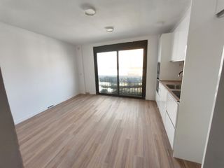 Appartamento  Carretera dels banys. Pis reformat d'1 habitació a santa coloma de farners / piso refo