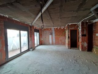 Local Comercial a Passeig d'Olot 106