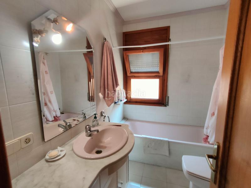 Foto 2f26b6a1-747c-4dd7-bac5-2fb778d8ef8f. Xalet amb xemeneia calefacció aparcament a Palau Girona