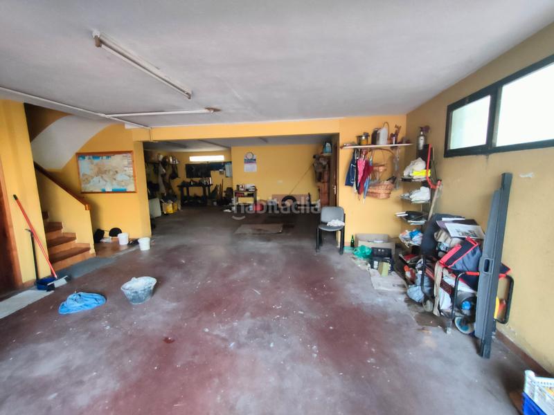 Foto 7110b9d9-b3f5-41b6-a785-7b0fb754d745. Xalet amb xemeneia calefacció aparcament a Palau Girona