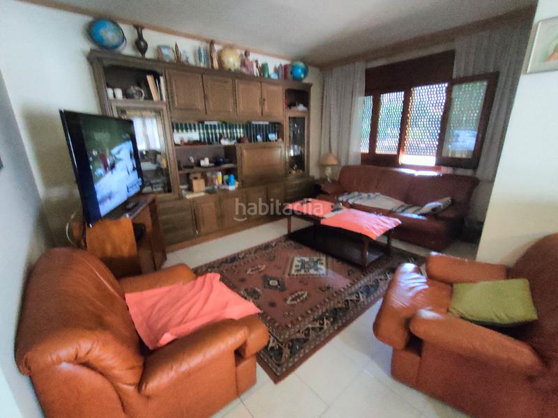 Foto bc465859-dbb8-4241-a494-f4b4aefc5941. Xalet amb xemeneia calefacció aparcament a Palau Girona