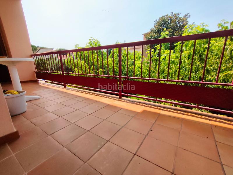 Foto f7705e1f-c3f7-48f7-9438-34373434c023. Xalet amb xemeneia calefacció aparcament a Palau Girona