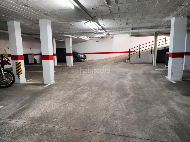 Foto 1ccc2367-88c3-4b91-bb34-d83c15840dab. Car parking in Eixample Sud-Migdia Girona