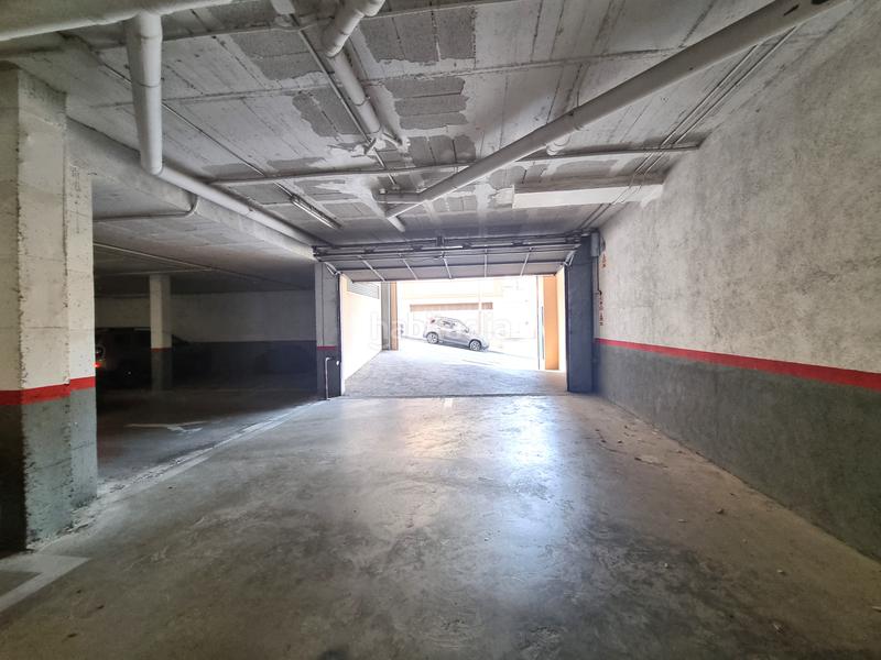 Foto 5ae4e480-ff58-4035-83ef-a0eb6414b51c. Car parking in carrer de l'empordà 70 in Poble Nou-Olivar Gran Figueres