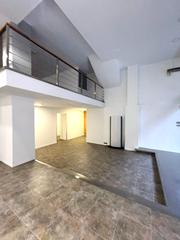 Affitto Locale commerciale in Montilivi. Local en lloguer a montilivi de grans dimensions girona / local