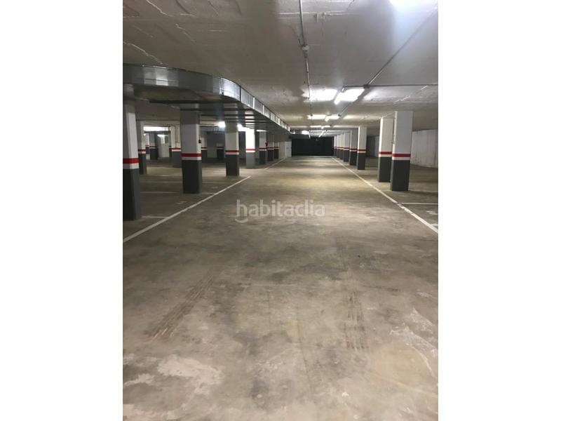 Foto 632af95d-7d95-4159-bc5a-a2d3880ce931. Location parking voiture dans carrer sant isidre 10 dans Girona