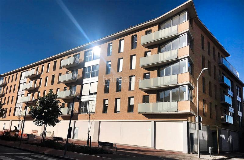 Foto 7fe703d4-86c5-4d97-87e2-7ec30f33ed18. Location parking voiture dans carrer sant isidre 10 dans Girona