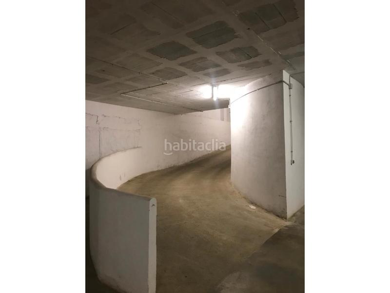 Foto e48237d5-f8f1-4239-95ab-716e9a3fe4dd. Location parking voiture dans carrer sant isidre 10 dans Girona