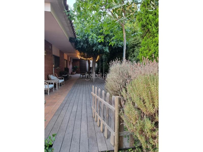 Foto f275dba0-4a99-4af3-abab-107c1b0db603. Chalet espaiosa casa en venda amb jardí a la bisbal d'empordà / amplia casa en venta con jardín en la bisbal d'empordà en Bisbal d´Empordà (La)