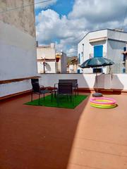 Casa adosada en La Vila. Oportunitat única al cor de la vila de llançà! casa amb llicènci