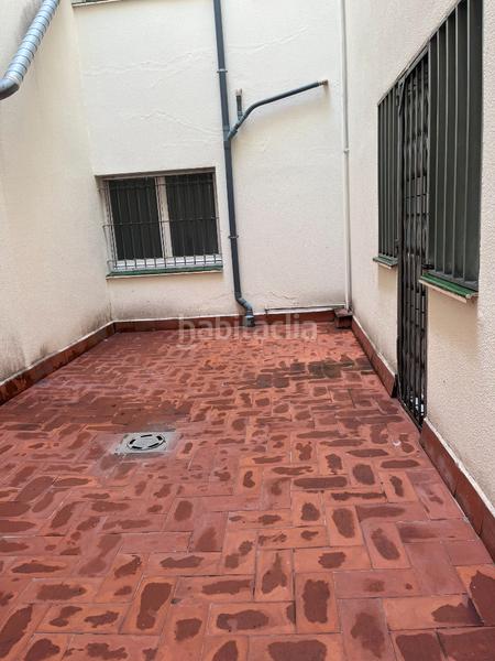 Foto fcee2d70-e96f-45c2-a2a1-f53585614209. Ufficio in carrer migdia 1 in Eixample Nord Girona
