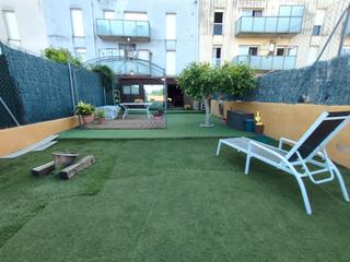 Appartement  Avinguda pasos catalans. Planta baixa amb pati, prquing i traster a riudellots de la sel