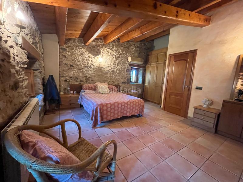 Foto 9ab210a0-bbd6-49ab-87e3-127330ea2078. Casale con camino riscaldamento piscina in Juià