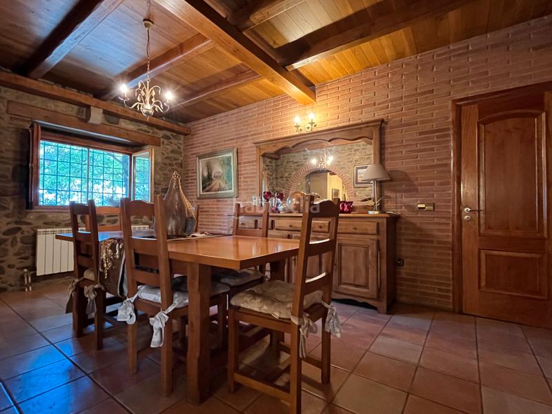 Foto 9abc6f50-328d-4544-b3b8-ab37bc467733. Casale con camino riscaldamento piscina in Juià