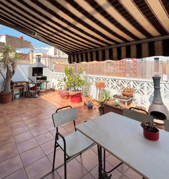 Foto 7d4ab2bd-cd19-45ab-a8a8-df738a559e8a. Ático el teu àtic de somni al poble sec amb gran terrassa / tu ático de ensueño en poble sec con gran terraza en Barcelona