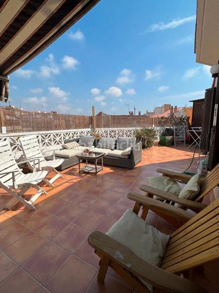 Foto a5f44f56-fd4b-40a0-80b9-37dac4eea386. Ático el teu àtic de somni al poble sec amb gran terrassa / tu ático de ensueño en poble sec con gran terraza en Barcelona