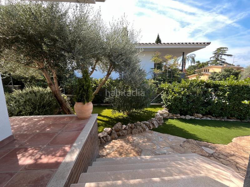 Foto 035122d6-25ff-42c8-ab05-6ee953b9acbb. Xalet amb xemeneia calefacció aparcament piscina a Girona