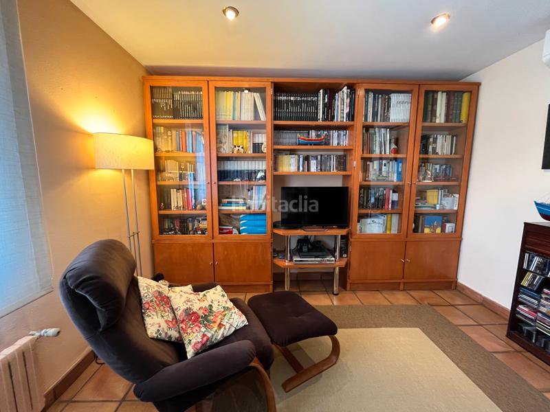 Foto 5fd85b10-d304-422e-b29d-e51ad161df90. Xalet amb xemeneia calefacció aparcament piscina a Girona