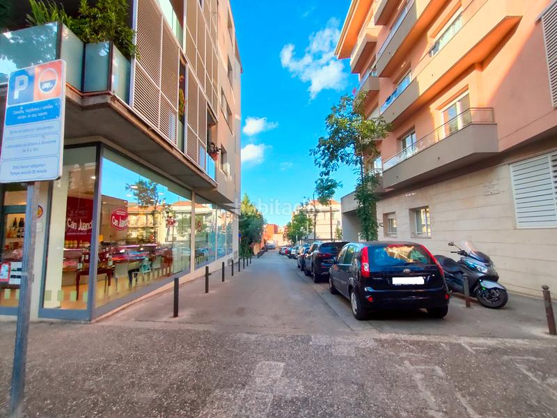 Foto 04ed412f-fc30-4d1f-ac69-9f240e823690. Location parking voiture dans carrer de joan bautista torroella i bastons 23 dans Girona