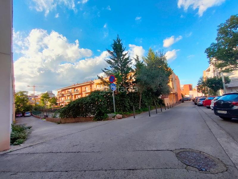 Foto 31ed9cff-00f3-4125-8595-37bf8d9fc0bd. Location parking voiture dans carrer de joan bautista torroella i bastons 23 dans Girona