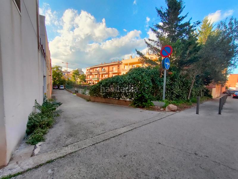 Foto 5e574721-bb0a-4100-b687-b3a2ae638a15. Location parking voiture dans carrer de joan bautista torroella i bastons 23 dans Girona