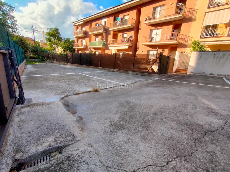 Foto a910c181-34d7-47e6-8601-26d2b0a89d72. Location parking voiture dans carrer de joan bautista torroella i bastons 23 dans Girona