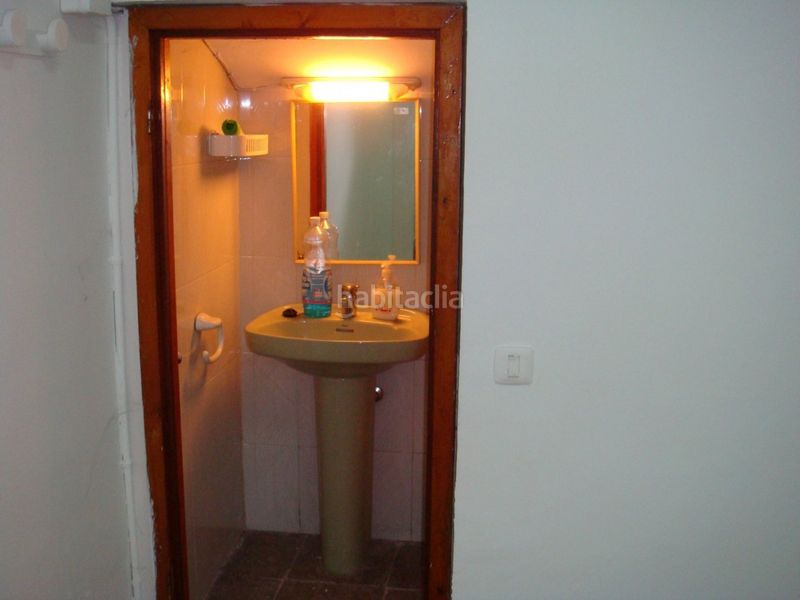 Foto f920ee69-88b0-4771-b78d-0e43a9b0cf59. Local comercial a Centre Vendrell (El)
