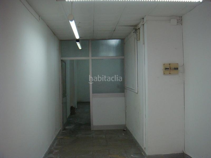 Foto 4ab3f1d8-832c-495a-a891-d565619fba82. Local comercial a Centre Vendrell (El)