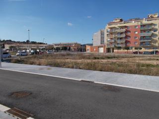 Terreny residencial a El Tancat-Mas d´en Gual. Parcela en zona escolar