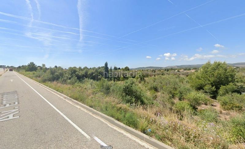 Foto 74f9bc80-5fb7-4436-9b02-3be6f7cbd4ec. Terreno residencial 3 parcelas en carretera para servicios en el vendrell en Vendrell (El)