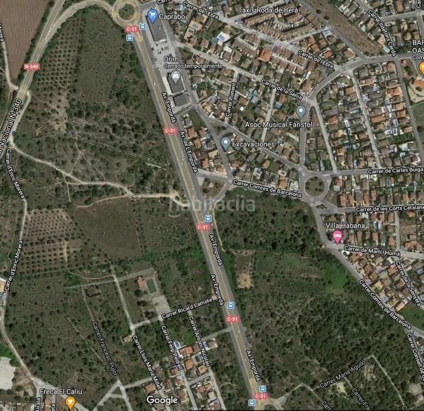 Foto db24b04c-01e9-4b06-a00c-47864830d0d4. Terreno residencial 3 parcelas en carretera para servicios en el vendrell en Vendrell (El)